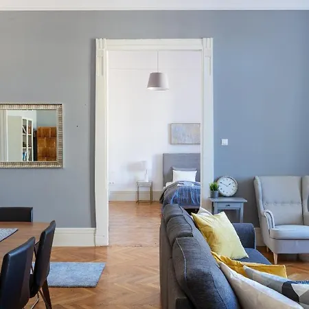דירה Deluxe Downtown With A Fabulous View בודפשט